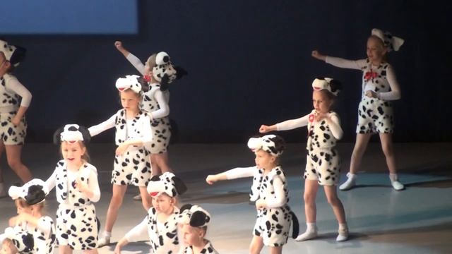 101 далматинец смотреть онлайн