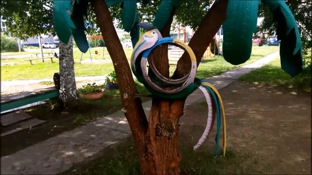 В отделе опеки сдала отчет и по дороге домой снимаю красоту. смотреть онлайн