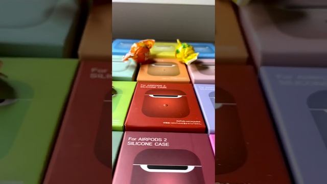 Силиконовые кейсы для AirPods 2 и AirPods Pro. AirPods Pro silicone case смотреть онлайн