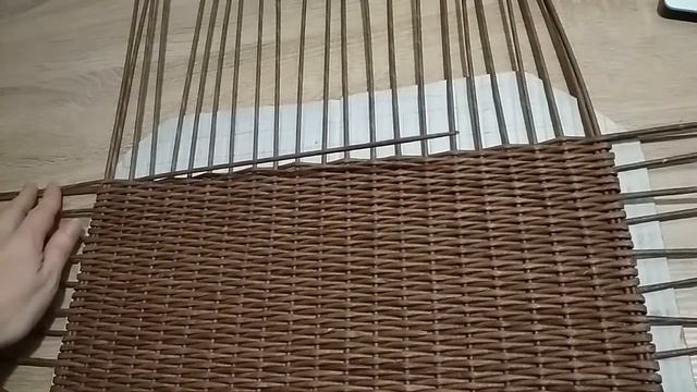 Прямоугольное дно из газетных трубочек! поднимаем стойки смотреть онлайн