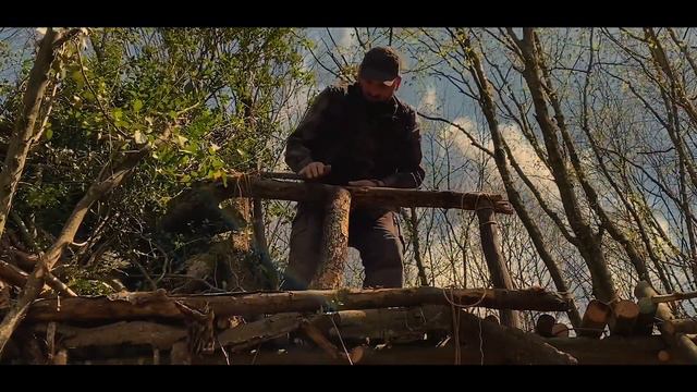 AĞAÇ ÜSTÜNDE BARINAK YAPIMI 2.BÖLÜM- BUSHCRAFT SOLO CAMPİNG смотреть онлайн