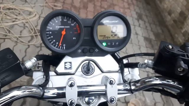 Kopia filmu prezentacja suzuki bandit 650 2007r. смотреть онлайн