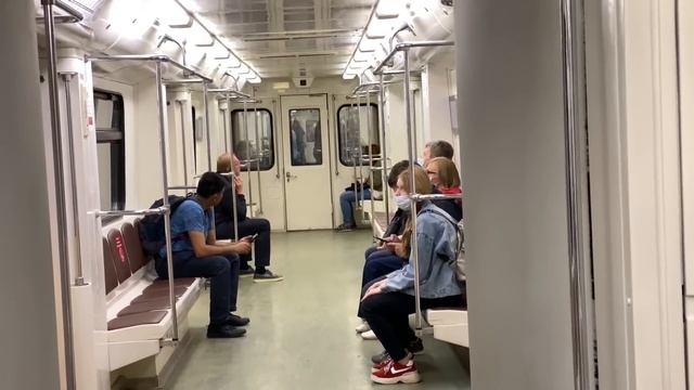 ??Парад поездов 2021. 86 лет московскому метро | Train parade 2021. 86 years old Moscow subway смотреть онлайн