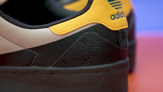 TREKKING NO SKATE? SKATE NO TREKKING? - UNBOXING+REVIEW Pop Trading Co x adidas смотреть онлайн