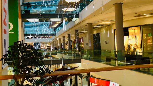 CVO GRAND MALL CHRISTMAS LIGHT VARNA BULGARIA смотреть онлайн