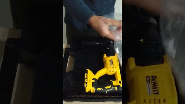 DEWALT DCD791NT- DEWALT DCH133NT (KIRICI DELİCİ-ŞARJLI MATKAP)