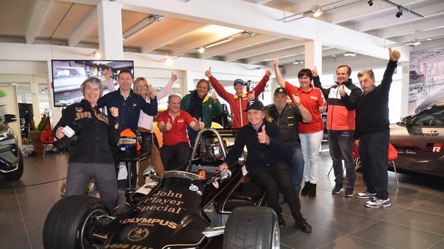 MOTOR TV22: Motorsport-Weltmeister-Treffen mit dem 2-fachen F1 Weltmeister Emerson Fittipaldi смотреть онлайн