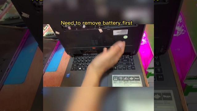 How to replacement Laptop battery ?( ကိုယ့်ကွန်ပျူတာရဲ့ battery ကို ဘယ်လိုဖြုတ်မလဲ) смотреть онлайн