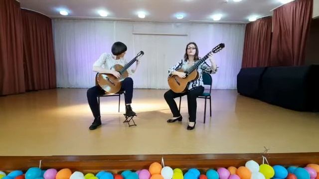 Олег Копенков "Белая лилия" исп. Суркова Елена и Самбур Ольга смотреть онлайн
