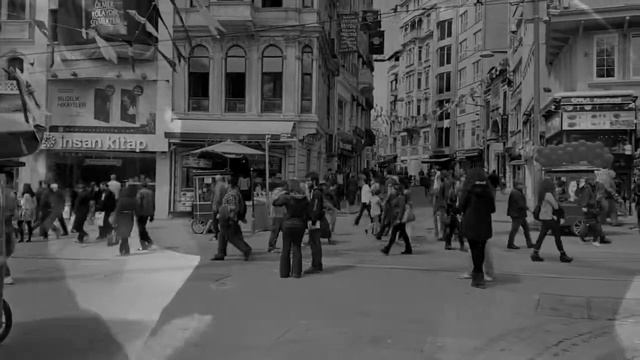 Rococo Variations in Istanbul смотреть онлайн