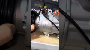 Hyundai Tucson IX35 компрессор кондиционера фирмы Dyne denso