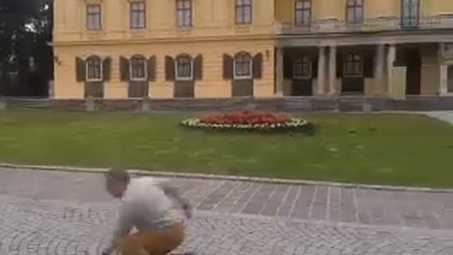 Антон Королёв - Ритуальный танец в честь Йозефа Гайдна смотреть онлайн