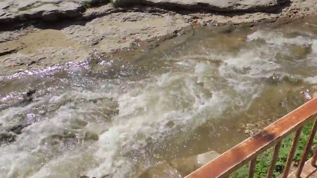 Кисловодск - апрель в курортном парке смотреть онлайн