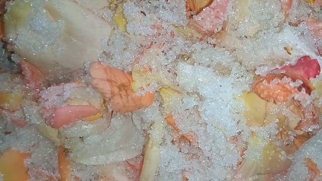 Варенье из лепестков роз смотреть онлайн