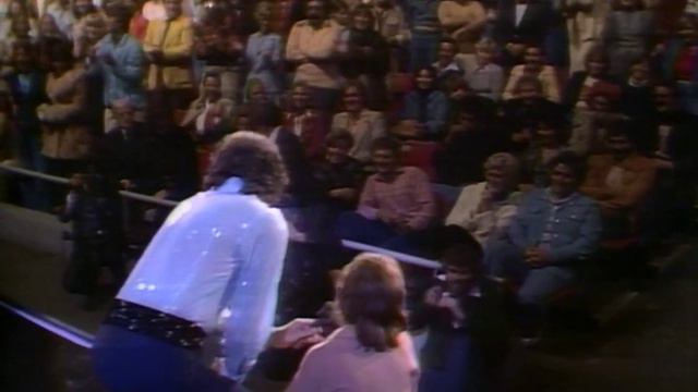 Neil Diamond - Love At The Greek (1976) [] Live Concert W/Henry Winkler 'Fonzie' - Laserdisc