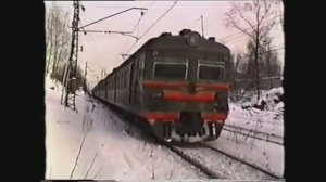 Москва начала 90х годов и старые поезда