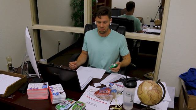 How I Earned $16,800 by Giving Away 500 Lottery Tickets смотреть онлайн