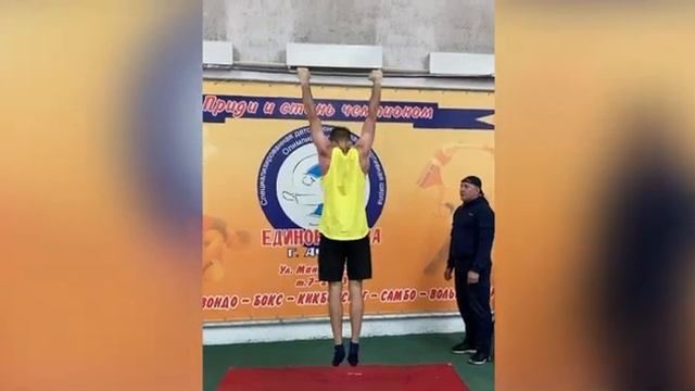 64 чистых подтягивания Полиатлон смотреть онлайн