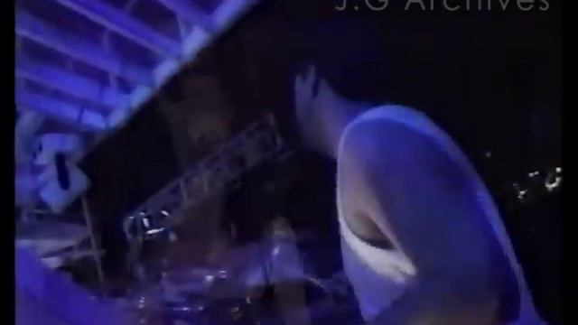 Gloria Estefan- Into The Light Tour (Live In Puerto Rico) смотреть онлайн