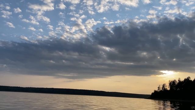 24 ЧАСА НА САПБОРДАХ В ОТКРЫТОМ МОРЕ ЧЕЛЛЕНДЖ ! ОЧЕНЬ СЛОЖНО ! *ПАМАГИТЕ* смотреть онлайн