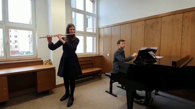 Flute Concerto Wilhelm Popp #FanfaresSolo4catWind 013 Maja Dargiewicz Little смотреть онлайн