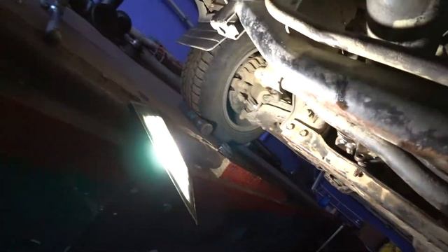 Toyota  Town айс / Тайота тоун айс как снять передний карданный вал