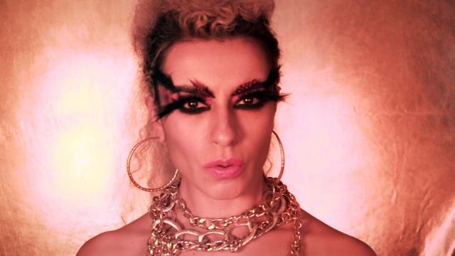 Chela Rivas - Up  Down Official video