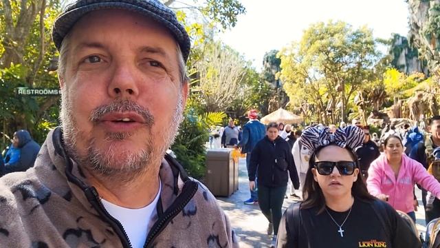 Animal Kingdom | Expedition Everest is AWESOME! | Walt Disney World visit Day 5 смотреть онлайн