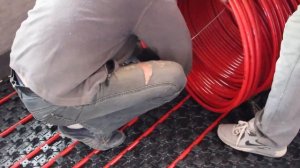 8. Практикум тп.  Монтаж трубы теплого пола на маты с бобышками.   1 часть.