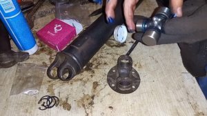 Замена крестовины кардана  на НИВЕ...