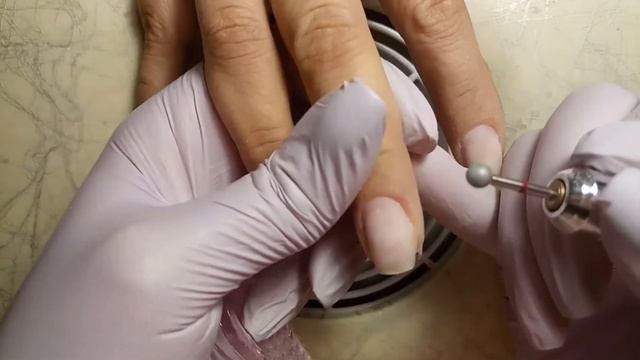 Французский маникюр. Покрытие гель-лаком. Дизайн ногтей. Работа на клиенте ОТ и ДО. смотреть онлайн