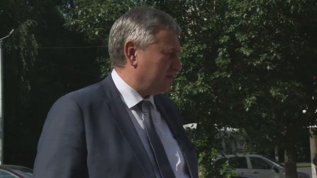 Начало ремонта тротуара на Лепсе смотреть онлайн