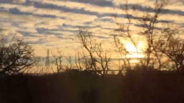 Trainscape - What does Your Commute Look Like? смотреть онлайн
