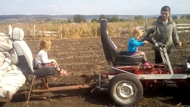 Самодельный минитрактор перевозкакартофеля минитрактор смотреть онлайн