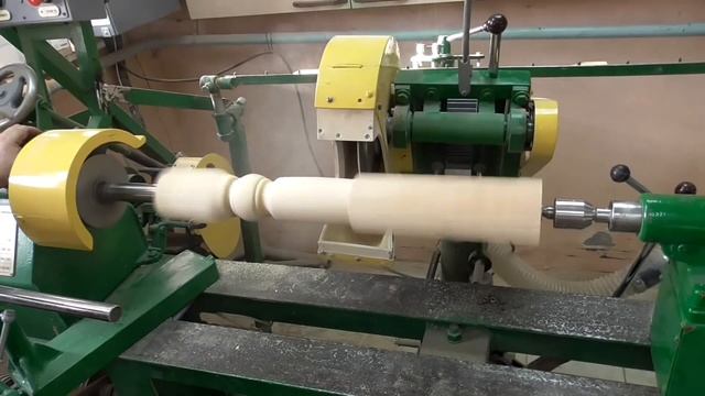 Самодельный станок полуавтомат, точит ножки с канелюрами смотреть онлайн