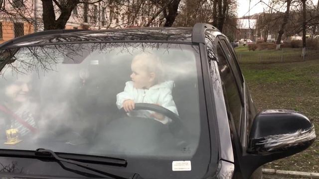 Девочка блондинка за рулём смотреть всем смотреть онлайн