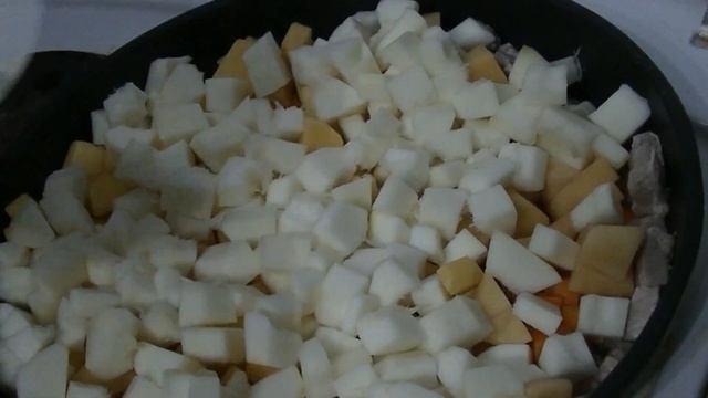 ОВОЩНОЕ РАГУ СО СВИНИНОЙ смотреть онлайн