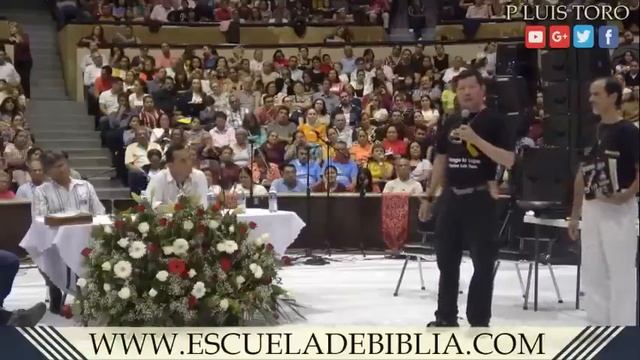 INCREÍBLE - PASTOR PIDE PERDON Y RECONOCE LA IGLESIA VERDADERA EN VIVO смотреть онлайн