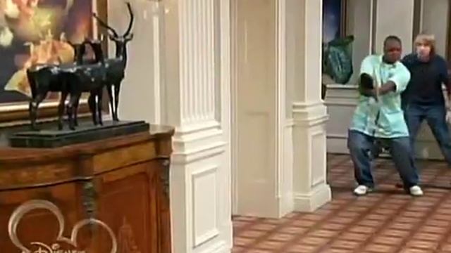 Madison Pettis - Cory In The House S02E10 Sittin Pretty - Clip4