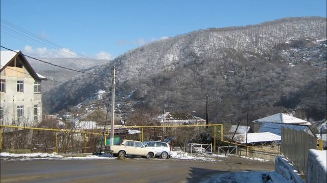 Снег на розах....