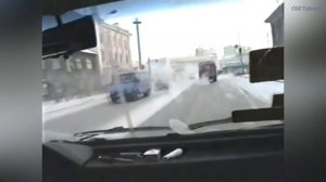 Якутск в 1996 г. часть 1. По улицам Дзержинского, Ленина и Петровского (Видео Елены Трифоновой)