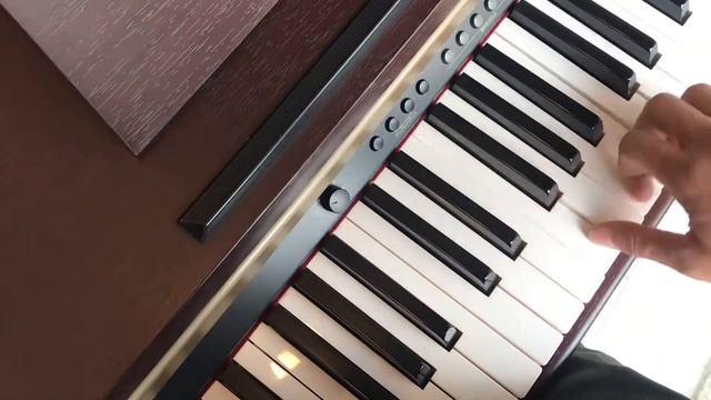 Piano Roland HP-2 смотреть онлайн