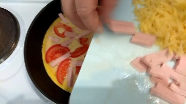 Быстрая пицца/ Пицца на сковороде за 5 минут смотреть онлайн