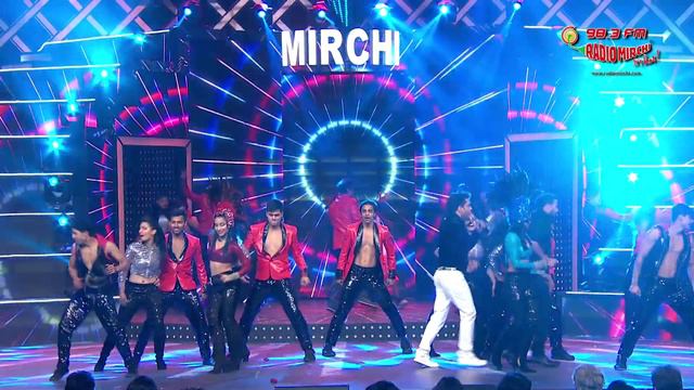 The Face Of Dhinchak Music, Govinda At Royal Stag Mirchi Music Awards | Radio Mirchi смотреть онлайн
