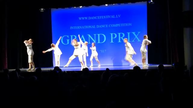 Театр танца "ФунтИзюма" (Рига) танец- Голубушка смотреть онлайн