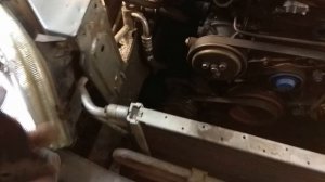 Съемная поперечина рамки радиатора на кронштейнах Нива Шевроле