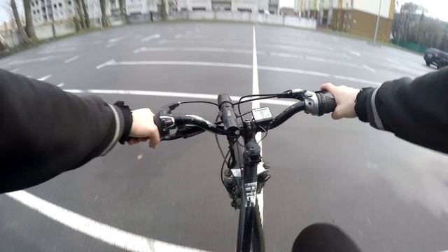 КАК Я УЧИЛСЯ ЕЗДИТЬ НА ЗАДНЕМ КОЛЕСЕ (Velo stunt) смотреть онлайн