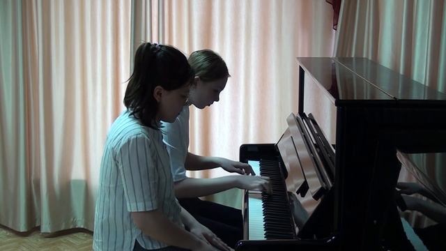 Ансамбль С.Слонимский «Танец Кота в сапогах" смотреть онлайн