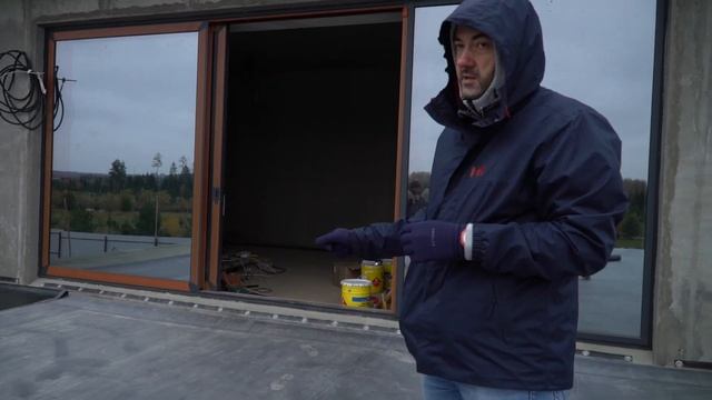 Клеевая кровельная система ЭПДМ. Обучающее видео по монтажу мембраны. смотреть онлайн