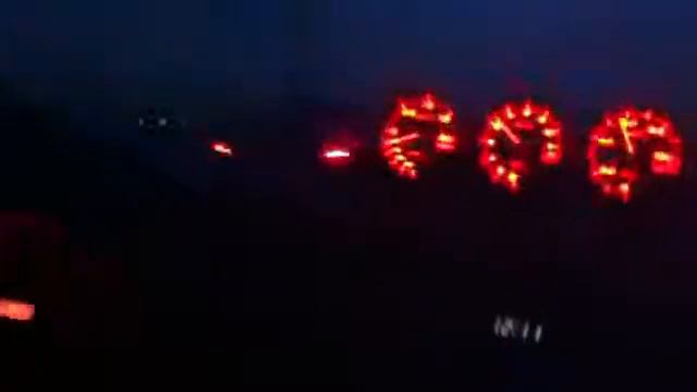 Очень быстрый MMC Evo 8 MR RS (500-550 HP) VS. BMW M5 (E60) смотреть онлайн